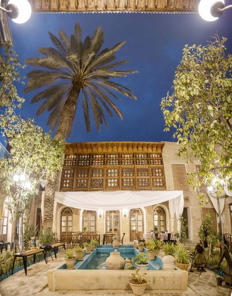 سنتی درب شازده شیراز