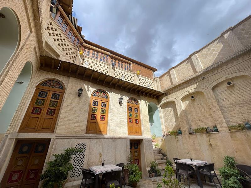 سنتی سپهری شیراز