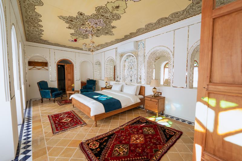 سنتی مهربانو شیراز
