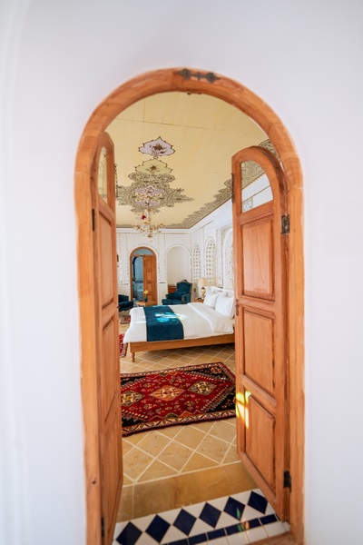 سنتی مهربانو شیراز