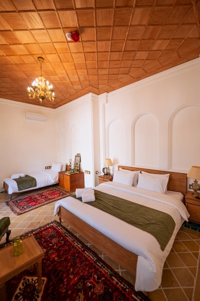 سنتی مهربانو شیراز